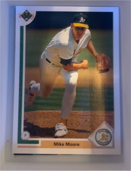 1991 Upper Deck #423 Mike Moore — front
