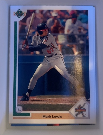 1991 Upper Deck #17 Mark Lewis — front
