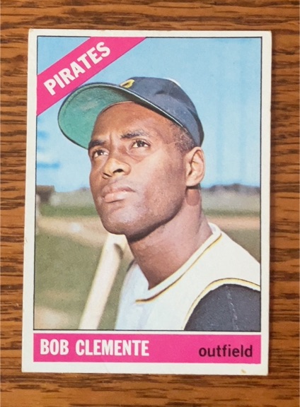 1966 Topps #300 Roberto Clemente — front
