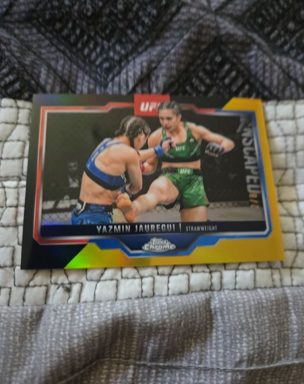 2025 Topps Chrome UFC #50 Yazmin Jauregui — front