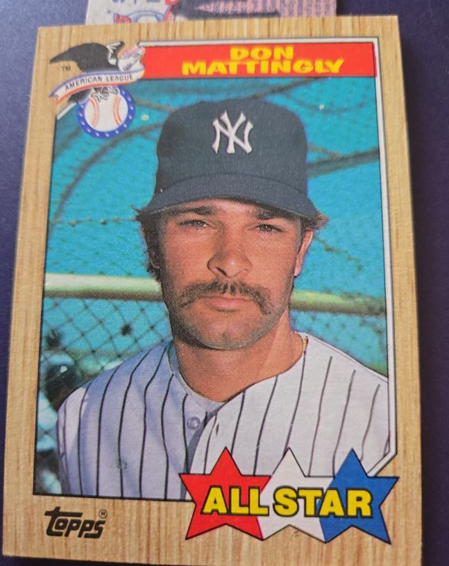 1987 Topps #606 Don Mattingly — front