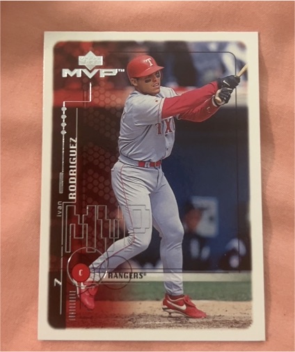 1999 Upper Deck MVP #205 Ivan Rodriguez — front