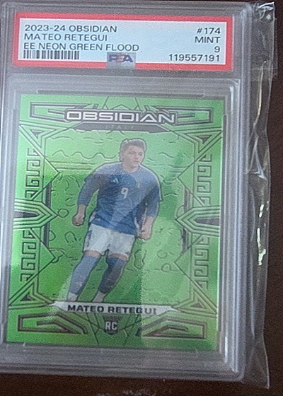 2023-24 Panini Obsidian #174 Mateo Retegui — front