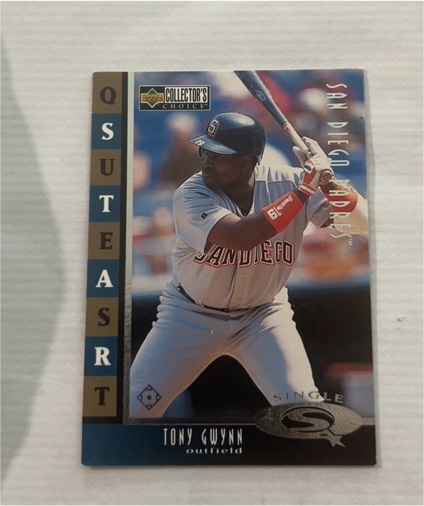 1998 Upper Deck Collector's Choice StarQuest Single #SQ19 Tony Gwynn — front