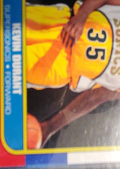 2004 Fleer #140 Kevin Durant — front