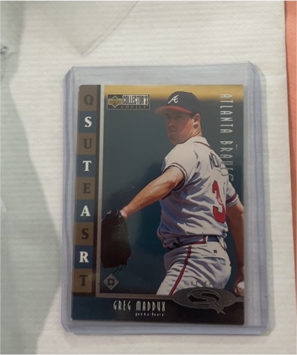 1998 Upper Deck Collector's Choice Starquest #SQ13 Greg Maddux — front