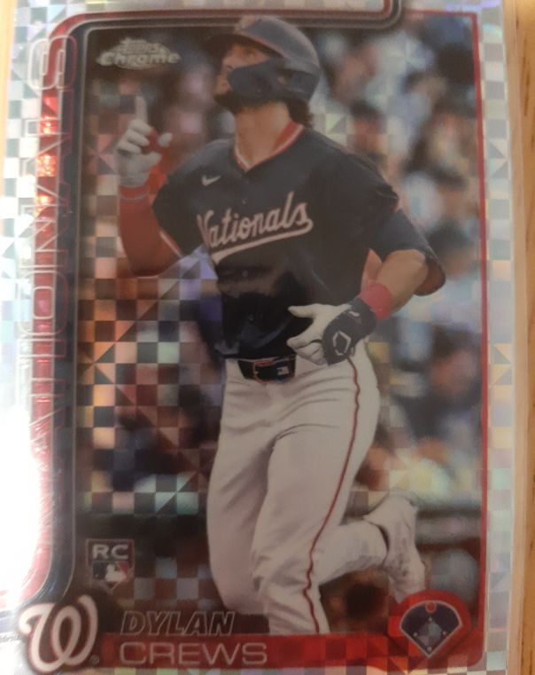 2025 Topps Chrome #146 Dylan Crews — front