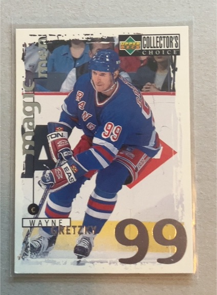 1997-98 Upper Deck Collector's Choice Magic Men #MM5 Wayne Gretzky — front