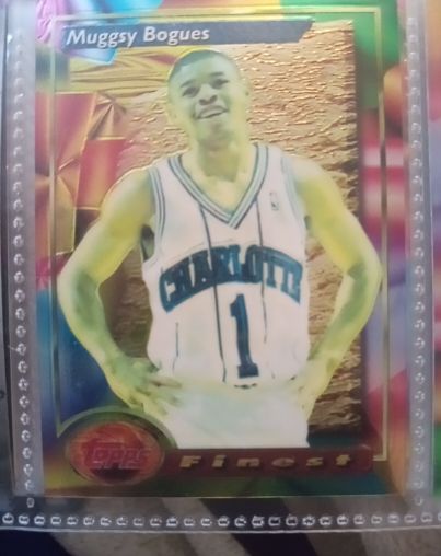 1993-94 Topps Finest #53 Muggsy Bogues — front