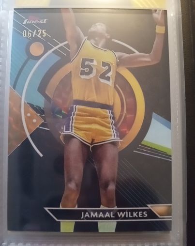 2023-24 Topps Finest #72 Jamaal Wilkes — front