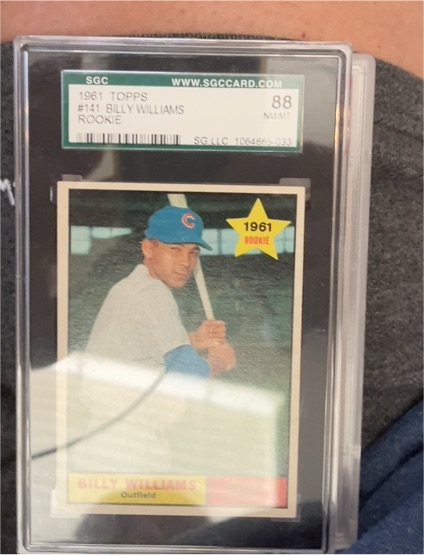 1961 Topps #141 Billy Williams Rookie Card — front