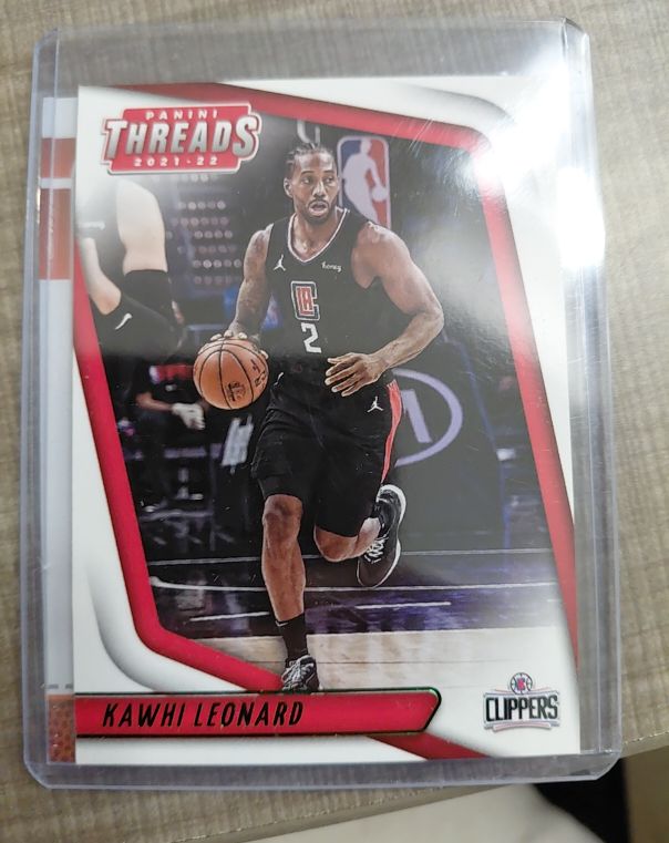 2021-22 Panini Chronicles Threads #80 Kawhi Leonard — front