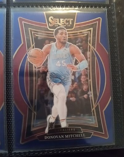 2024-25 Panini Select #21 Donovan Mitchell — front