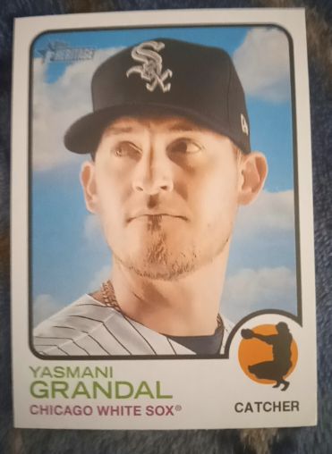2022 Topps Heritage #47 Yasmani Grandal — front