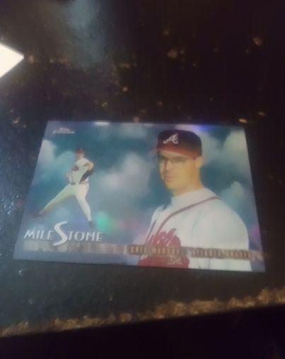 1998 Topps Chrome Milestone #7 Greg Maddux — front
