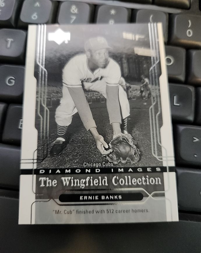 2004 Upper Deck Wingfield Collection Diamond Images Ernie Banks — front