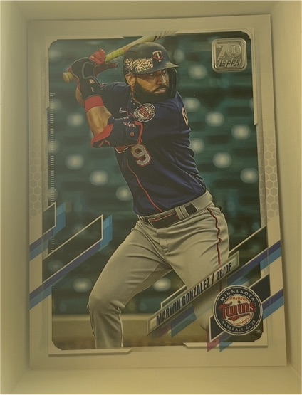 2021 Topps #132 Marwin Gonzalez — front