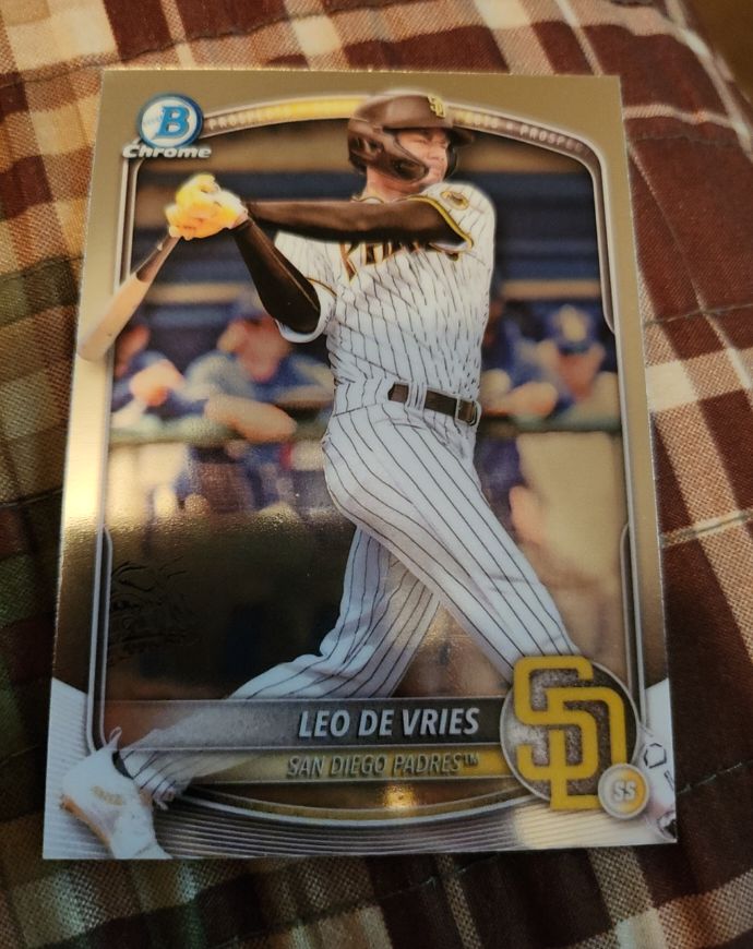 2025 Bowman Chrome Prospects #BCP-59 Leo De Vries — front