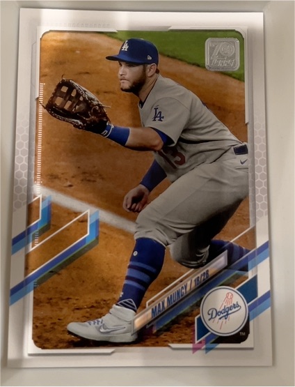 2021 Topps #302a Max Muncy — front