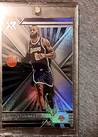 2021-22 Panini Chronicles XR #397 LeBron James — front