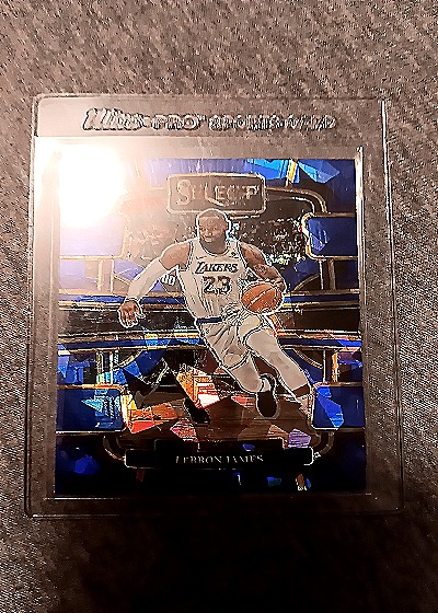 2023-24 Panini Select Concourse #66 LeBron James — front