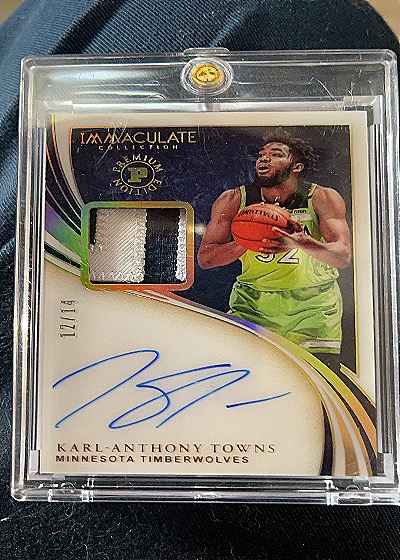2015 Panini Immaculate Collection #22 Karl-Anthony Towns — front