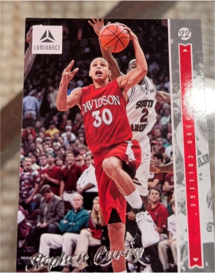 2022 Panini Chronicles Draft Picks Luminance #46 Stephen Curry — front