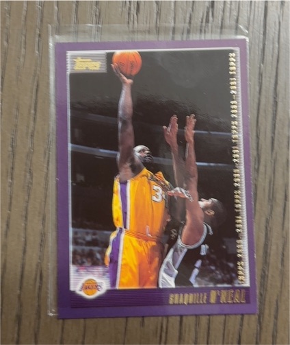 2000-01 Topps Chrome #8 Shaquille O'Neal — front