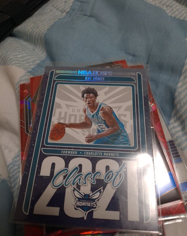 2021-22 Panini NBA Hoops #10 Kai Jones — front