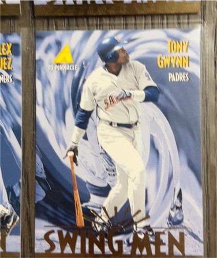 1995 Pinnacle #291 Tony Gwynn Swing Men — front