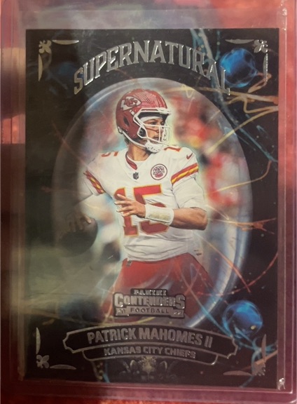 2022 Panini Contenders Supernatural #SN-PMA Patrick Mahomes II — front