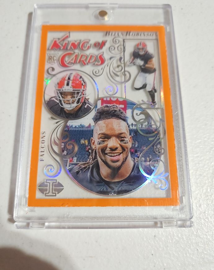 2023 Panini Illusions #15 Bijan Robinson King of Cards — front