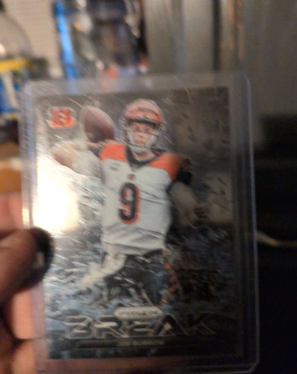 2021 Panini Prizm Break #9 Joe Burrow — front