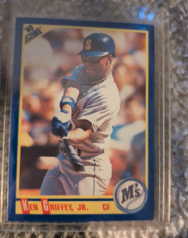 1990 Score #90 Ken Griffey, Jr. — front