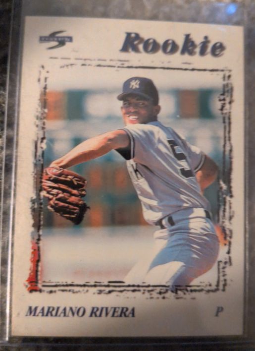 1990 Score #548 Mariano Rivera Rookie — front