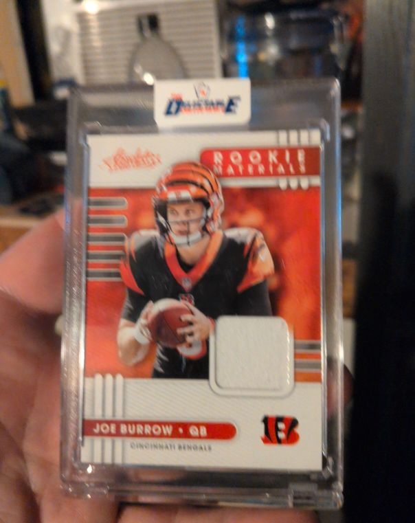 2020 Leaf Rookie Materials #RM-JB Joe Burrow — front