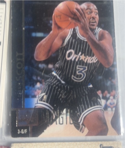 1993 Fleer #7 Dennis Scott — front