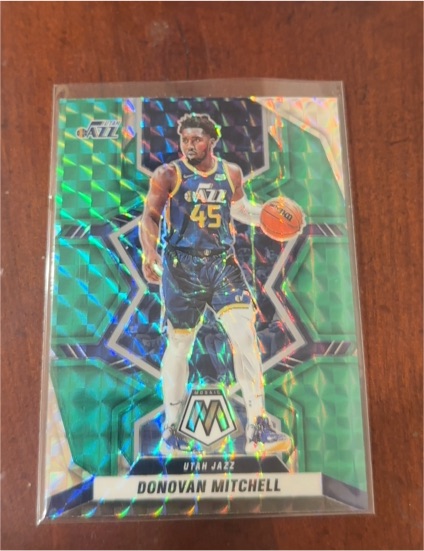 2020 Panini Mosaic #45 Donovan Mitchell — front