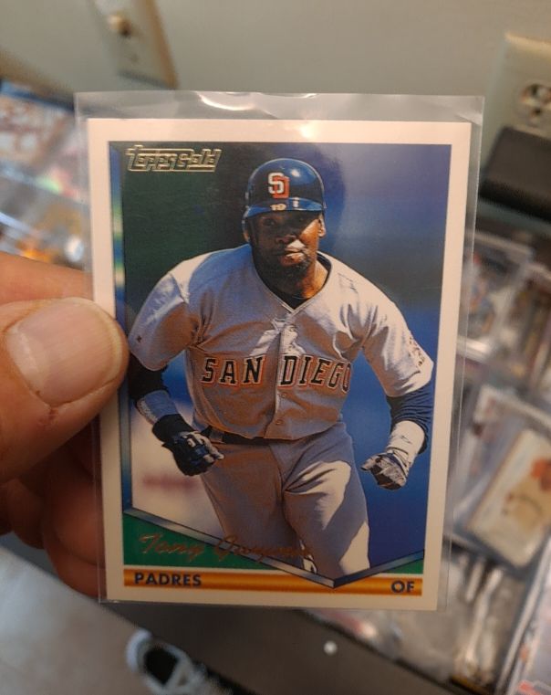 1991 Topps #19 Tony Gwynn — front