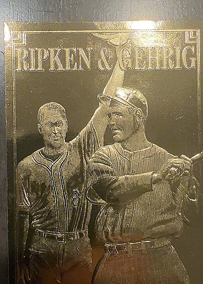 2001 Topps Ripken & Gehrig #R&G1 Cal Ripken Jr. & Lou Gehrig — front