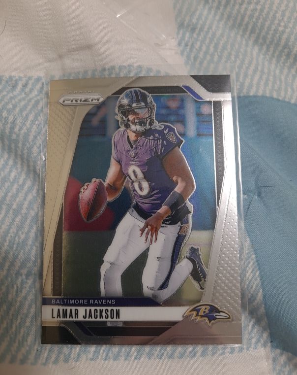2020 Panini Prizm #8 Lamar Jackson — front