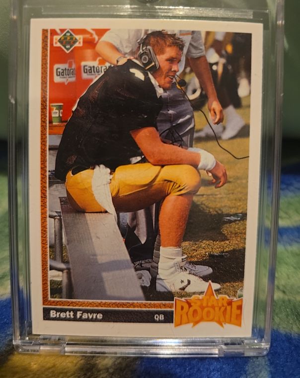 1991 Upper Deck #1 Brett Favre — front