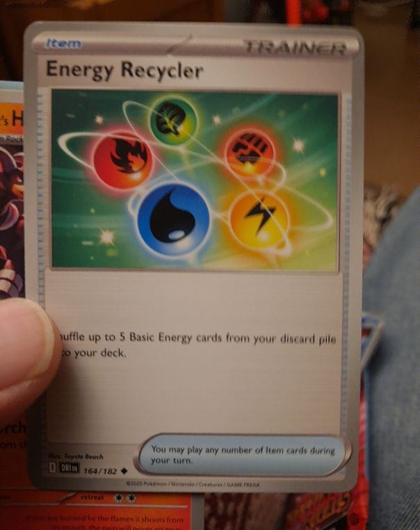 2023 Pokemon Sword & Shield 164 Energy Recycler — front