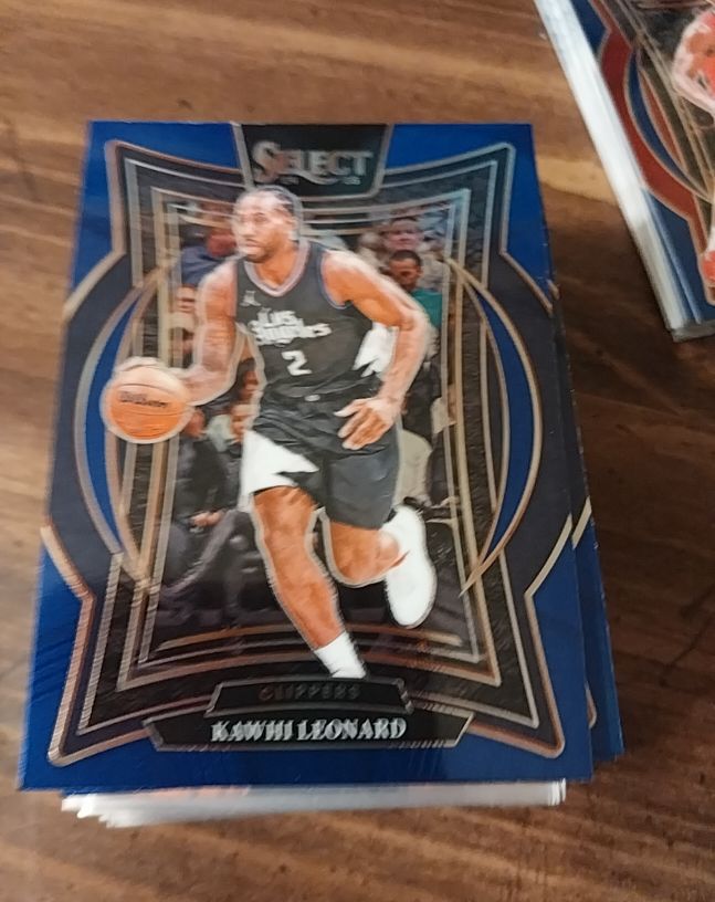 2024-25 Panini Select #61 Kawhi Leonard — front