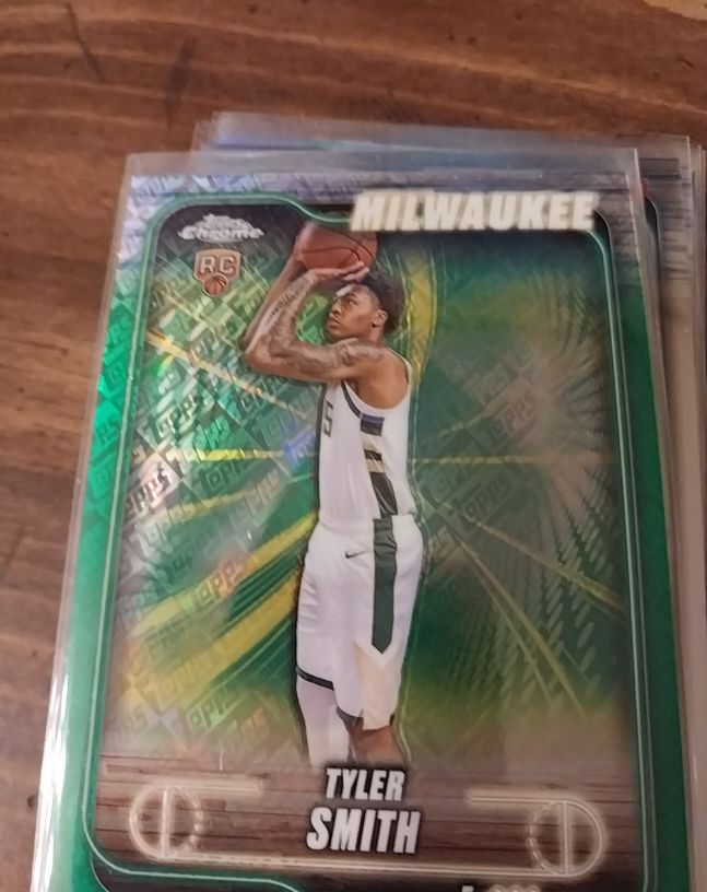 2024-25 Topps Chrome #196 Tyler Smith — front