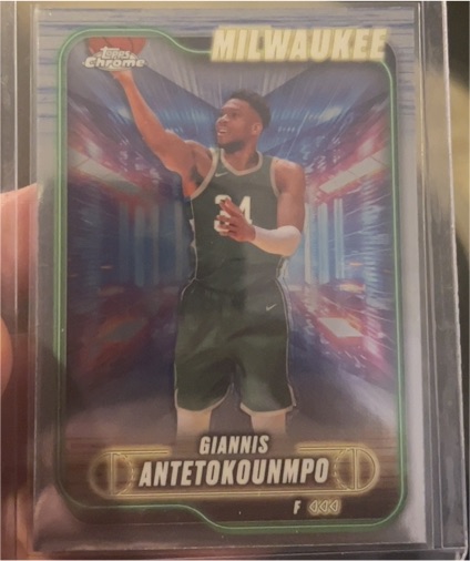 2024-25 Topps Chrome #41 Giannis Antetokounmpo — front