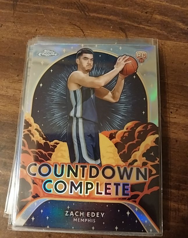 2024-25 Topps Chrome #CC-17 Zach Edey Countdown Complete Blue Refractor RC — front