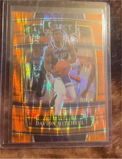 2021-22 Panini Select #23 Davion Mitchell Orange Flash Prizm Concourse Rookie — front