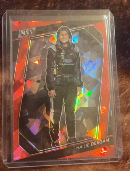 2023 Panini National Convention VIP Red Sparkle Hailie Deegan — front