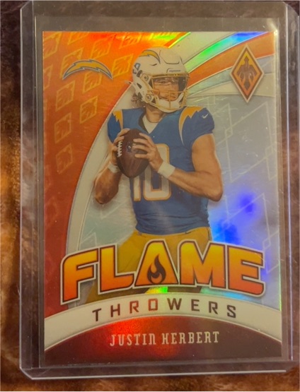 2020 Panini Phoenix #30 Justin Herbert Flame Throwers — front